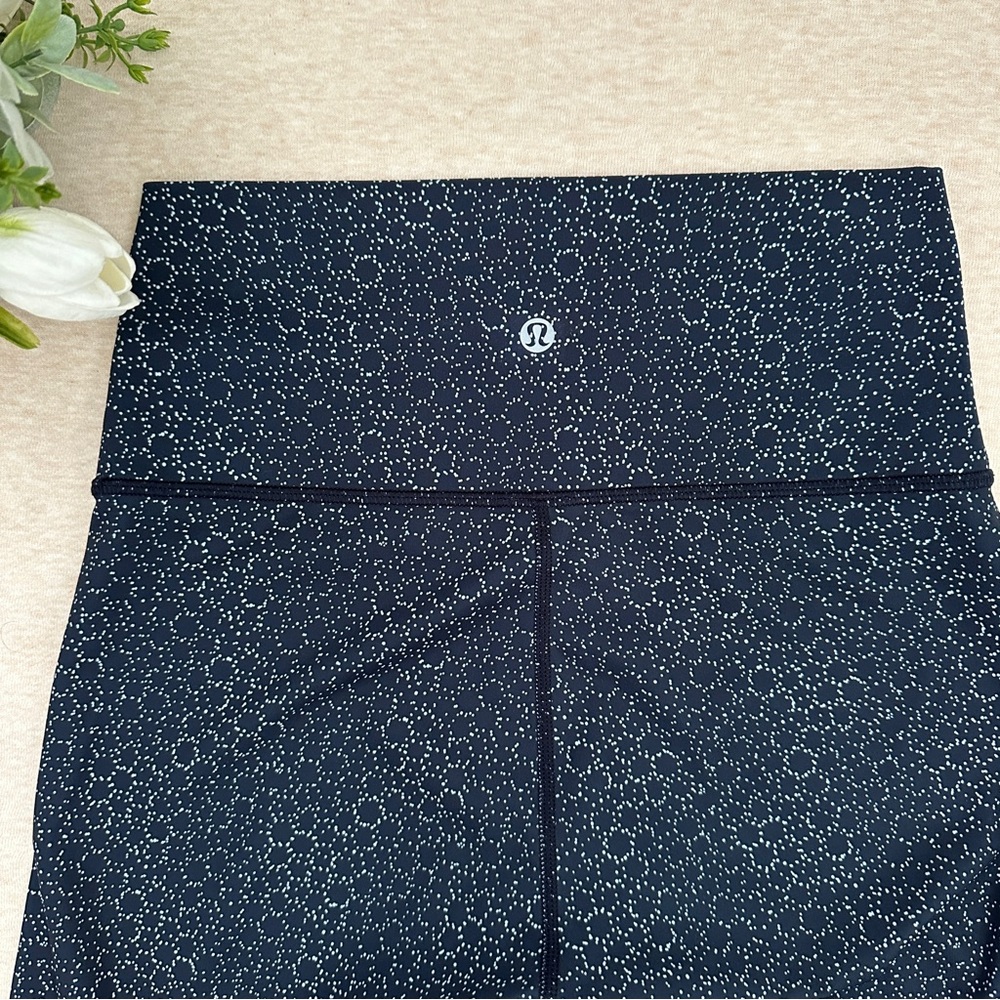 Lululemon Women’s Blue High Rise Star Pixel Leggings Size - Picture 4 of 11